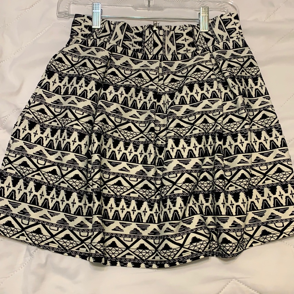 Adorable skirt!